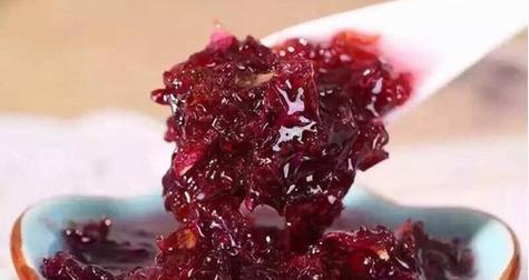 如何使用泥土卷制玫瑰花？