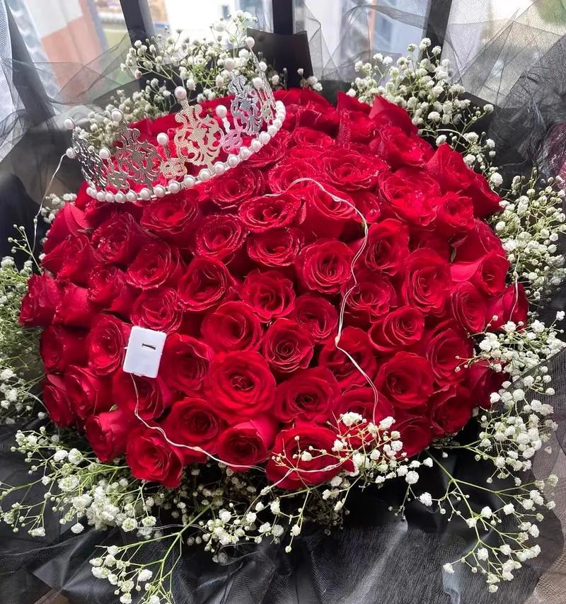 玫瑰满天星花的花语代表什么？