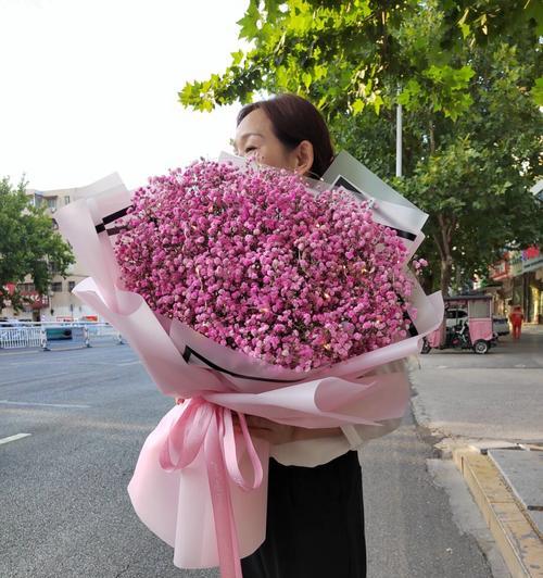 满天星花束的养护秘诀是什么？如何延长花束寿命？