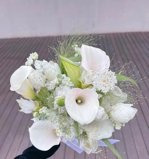 手捧花代表什么？得到手捧花有何特别含义？