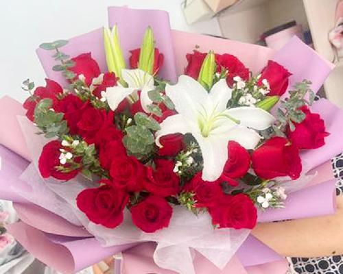 22朵红色玫瑰花代表什么意义？