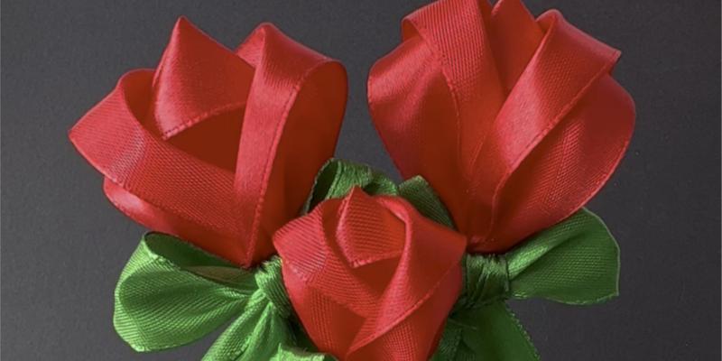 教师节三只玫瑰花代表什么？三只玫瑰花的寓意是什么？