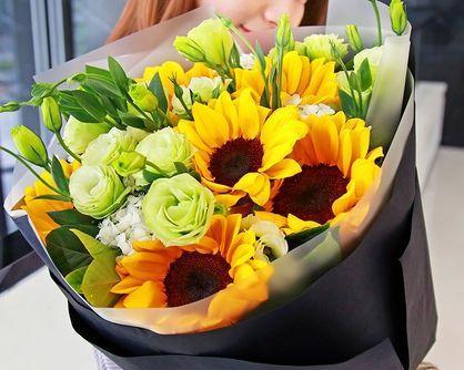 教师节送什么花的含义？端午节象征的花是什么？