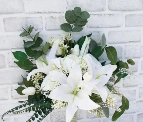 大头手持捧花代表什么？捧花的寓意有哪些？
