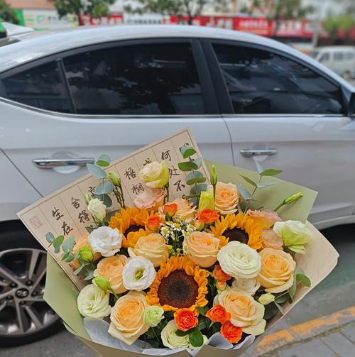 教师节送玫瑰花束有何寓意？教师节玫瑰花语代表什么？