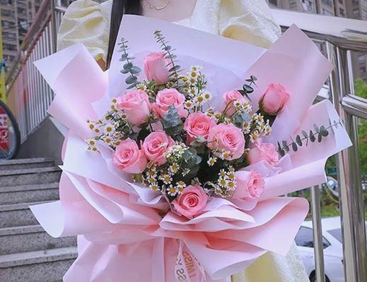 粉红色花的寓意有哪些？它们通常象征什么？